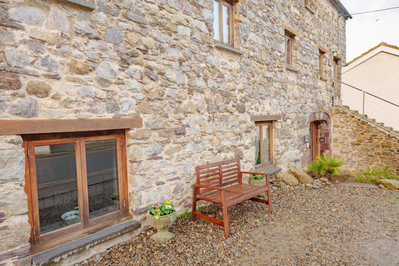 Stunning Converted Granary In Heart Of St Davids Eksteriør billede