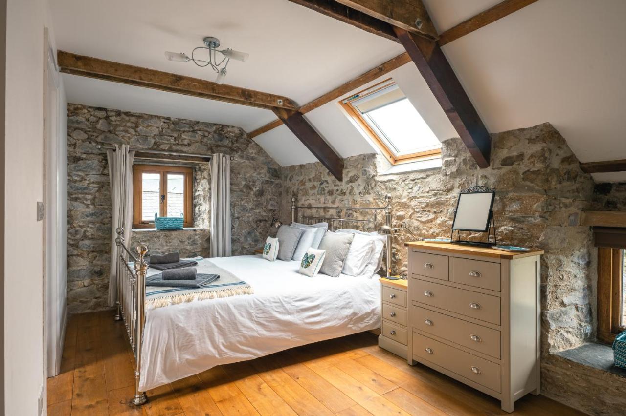 Stunning Converted Granary In Heart Of St Davids Eksteriør billede