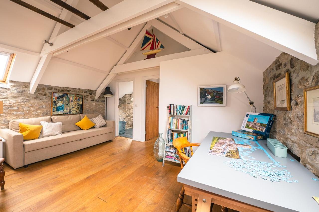 Stunning Converted Granary In Heart Of St Davids Eksteriør billede